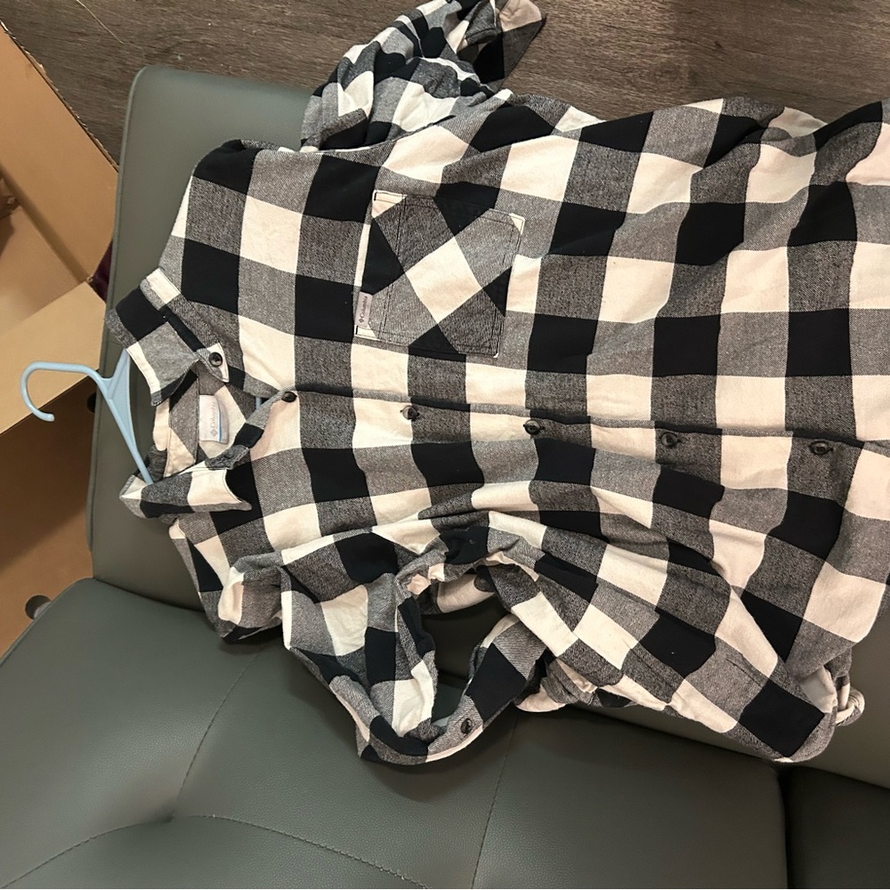 Black and White Checkered Button-Up flannel Shirt